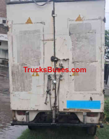 Tata Super Ace Images